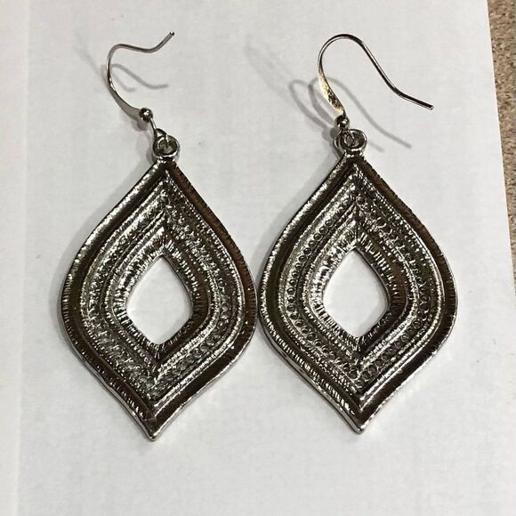 Bohemian Boho Beaded Hoop Dangle Earrings (a)86 - Picture 8 of 8